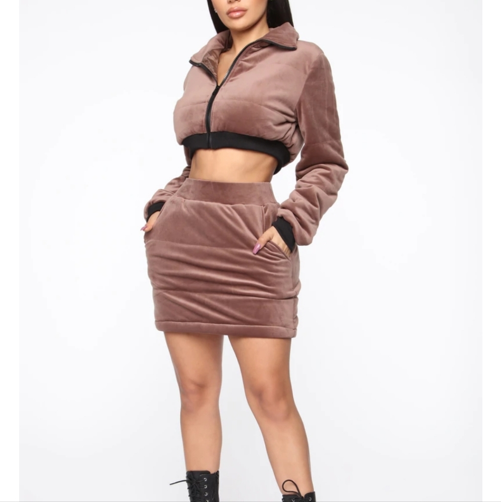 🤎NWT Fashion Nova Brown Velour Shirt Set with pockets!